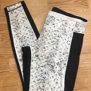 Lululemon Speed Tight 2 Full-On Luxtreme rare 10